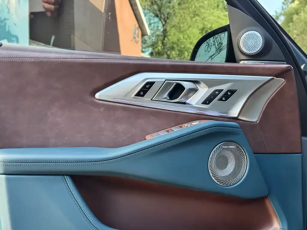 BMW XM — фото 2