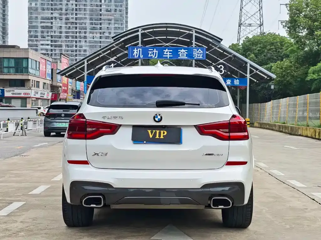 BMW X3 — фото 2