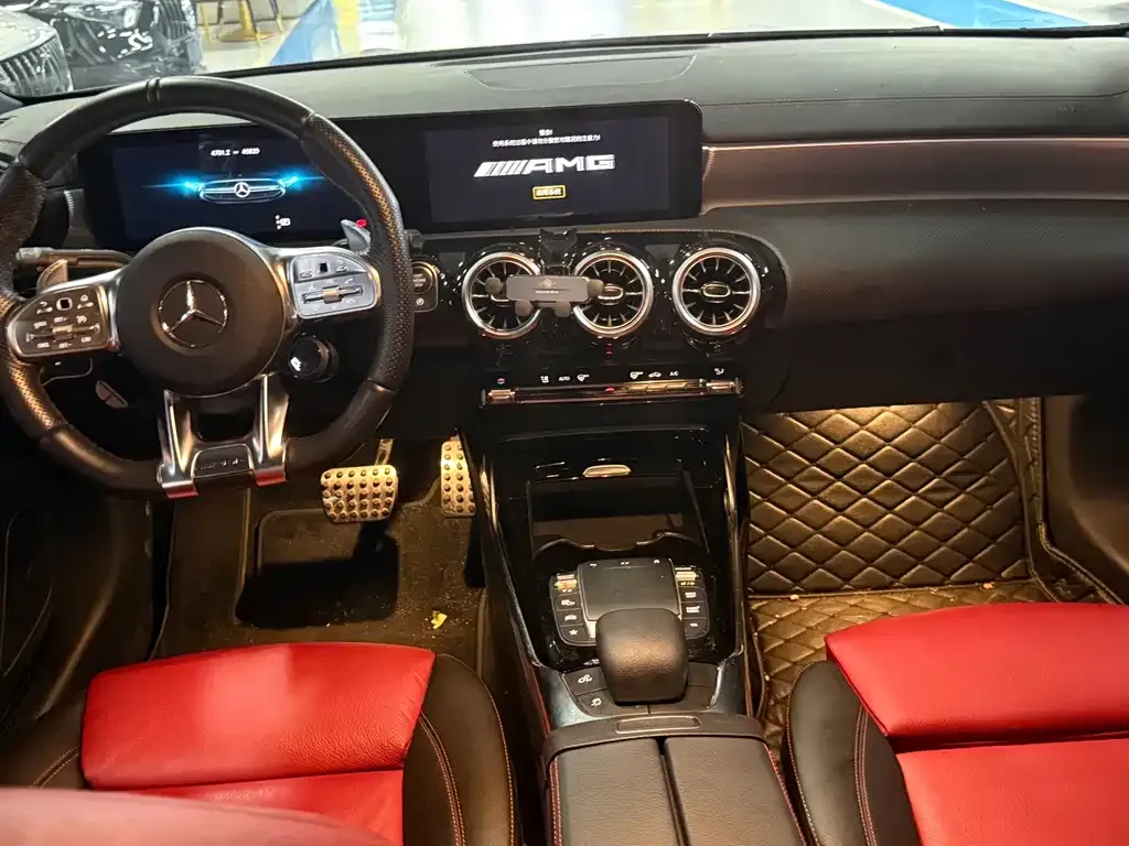 Mercedes-Benz A-Class AMG — фото 8
