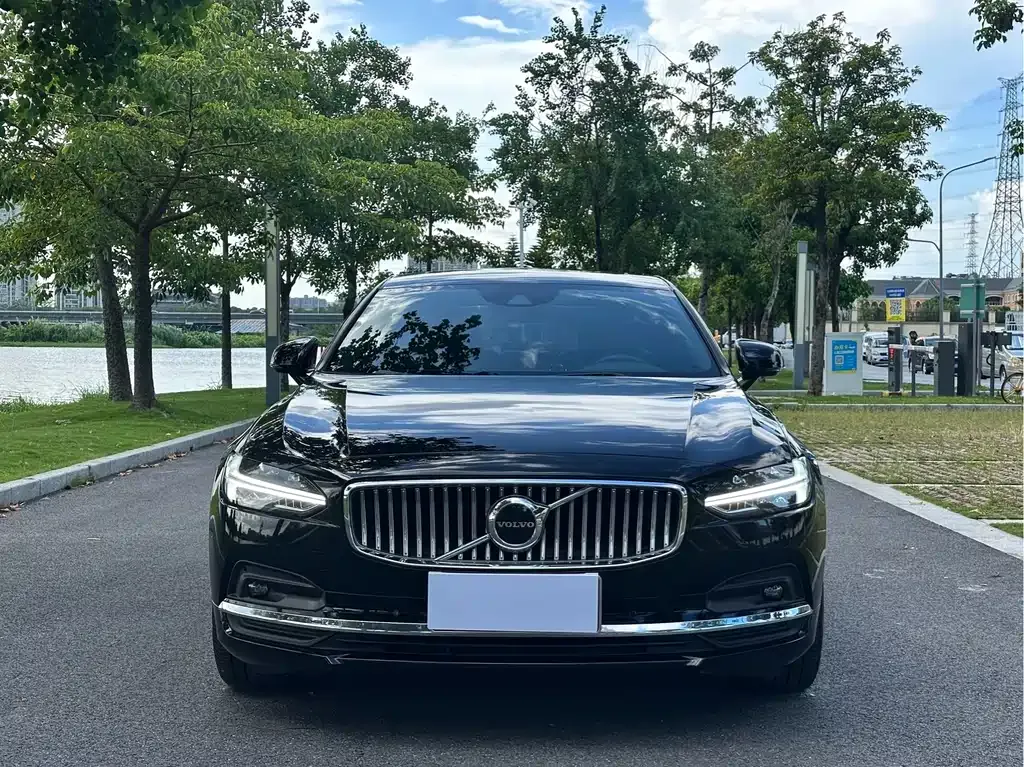 Volvo S90 — фото 3