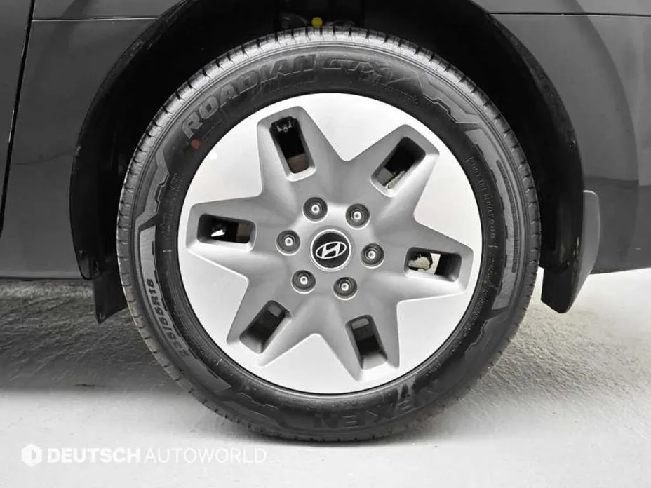 Hyundai Staria — фото 2
