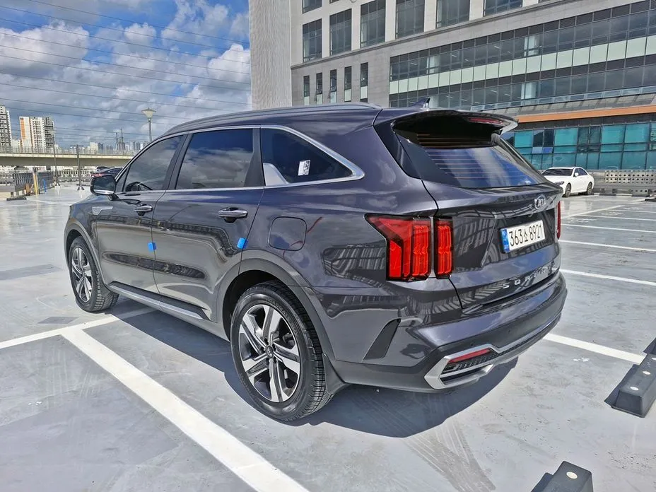 Kia Sorento — фото 4