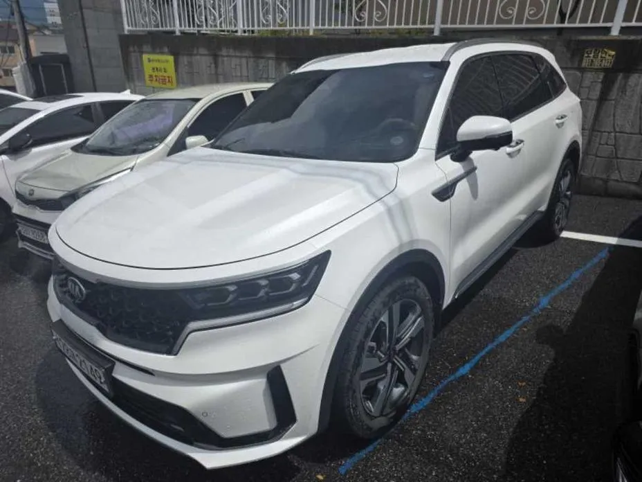 Kia Sorento — фото 3