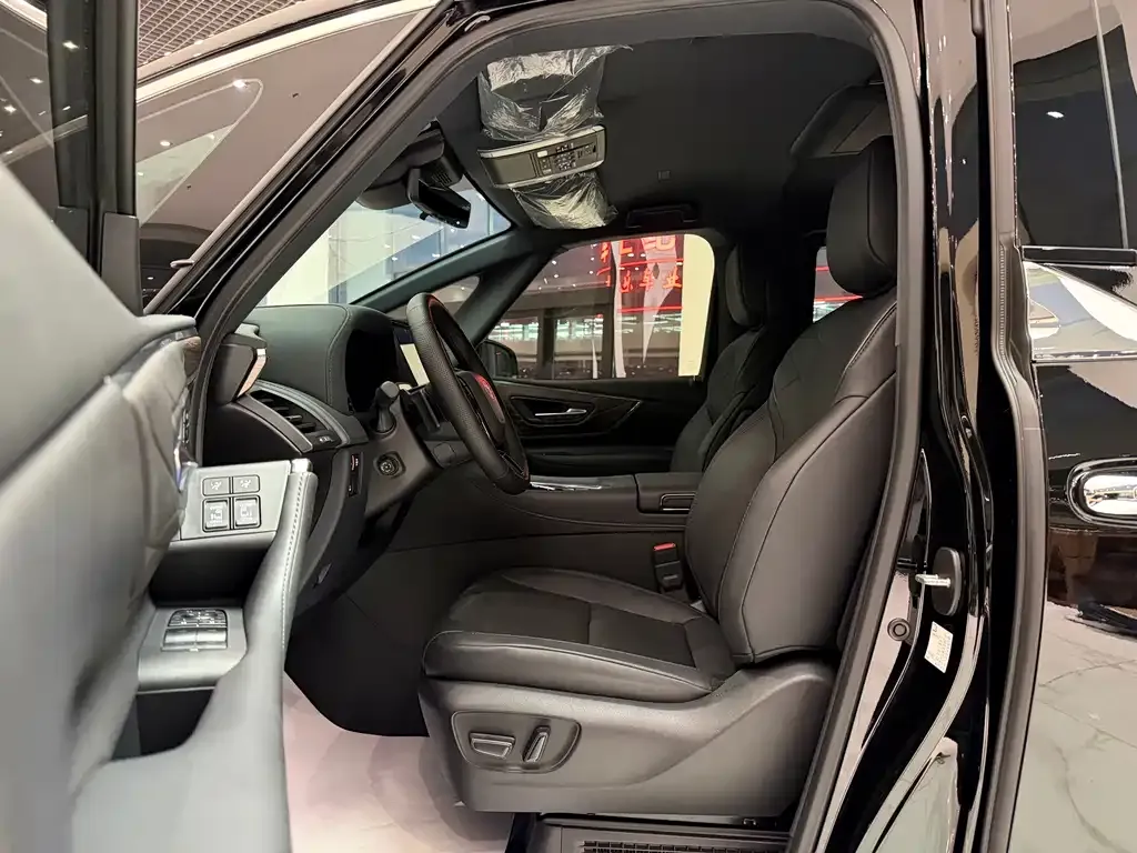 Toyota Alphard — фото 10