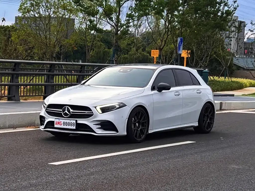 Mercedes-Benz A-Class AMG — фото 1