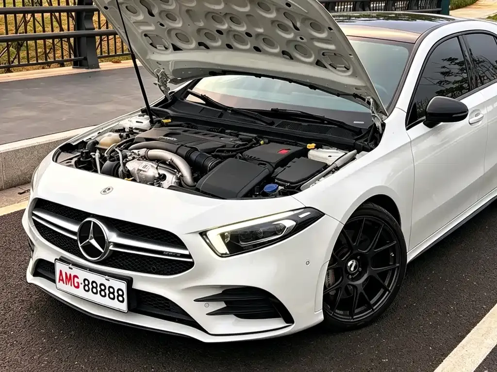 Mercedes-Benz A-Class AMG — фото 5
