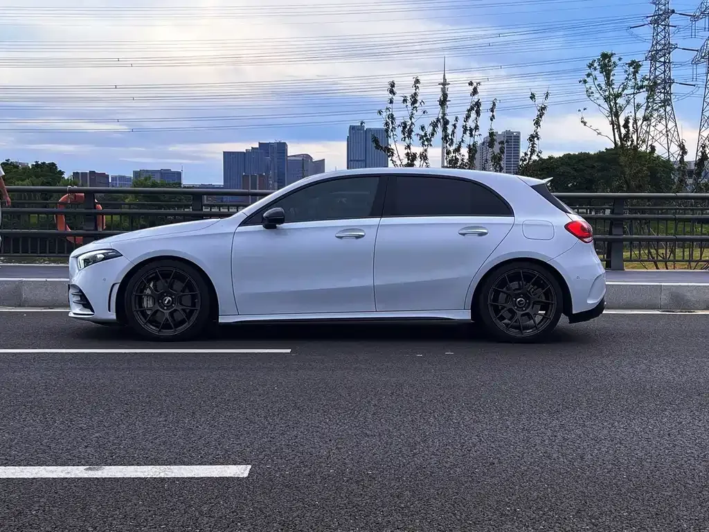 Mercedes-Benz A-Class AMG — фото 10