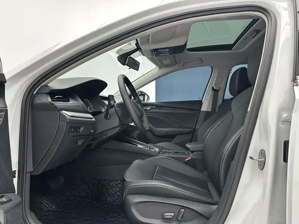 Skoda Octavia — фото 8