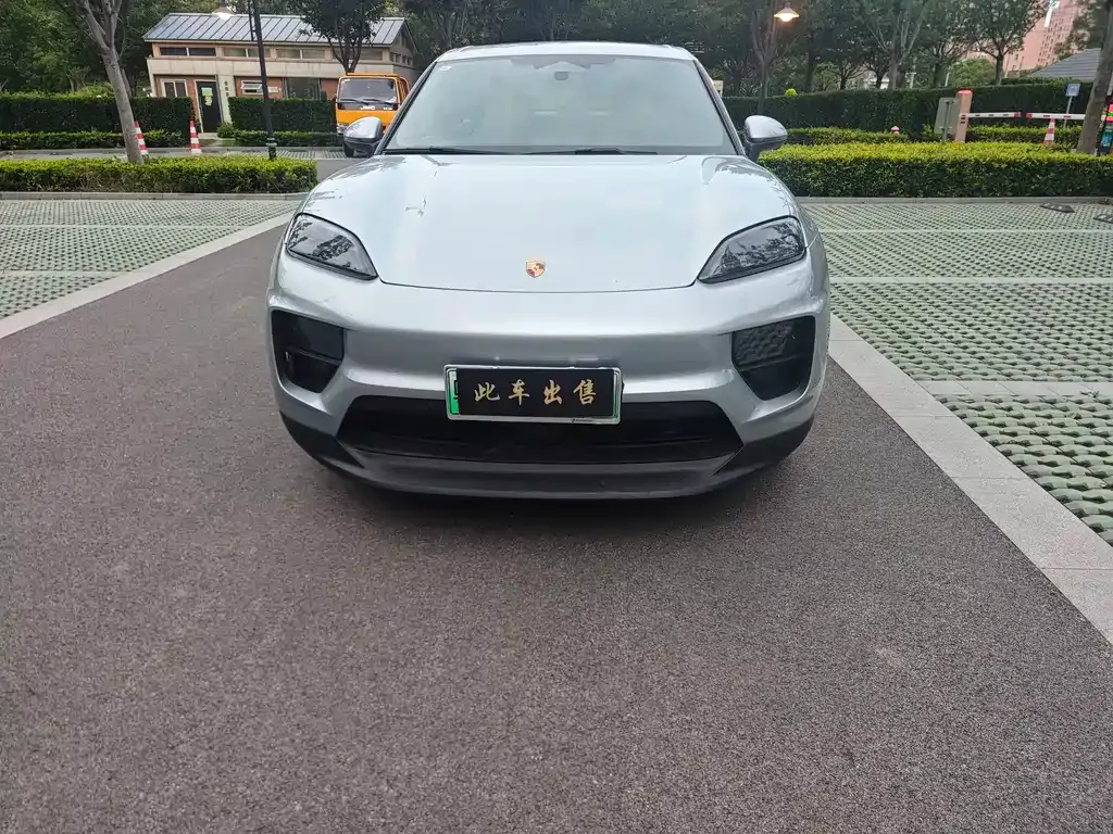 Porsche Macan EV — фото 10