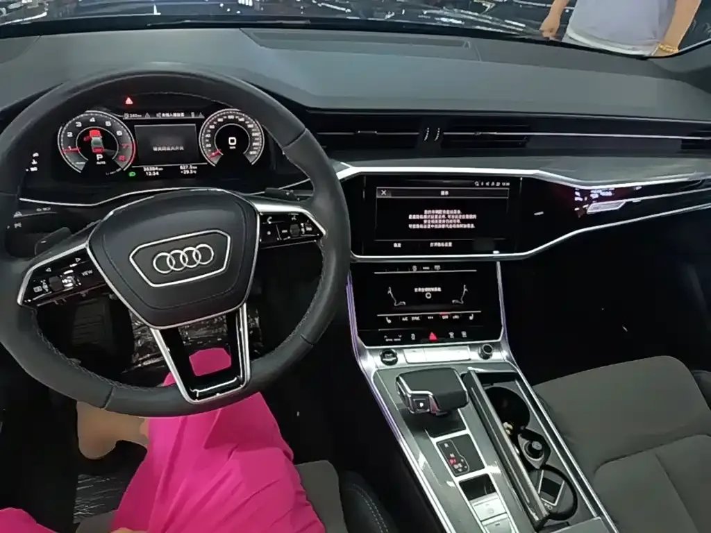 Audi A6L — фото 4