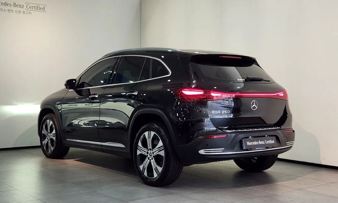 Mercedes-Benz EQA — фото 4