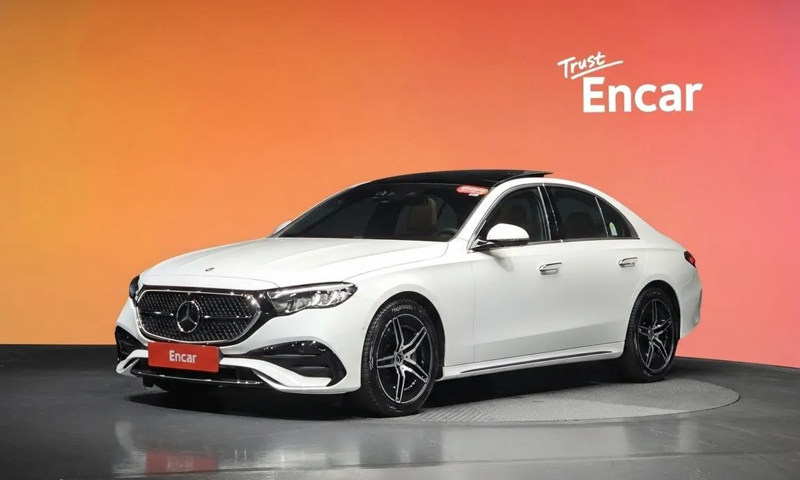 Mercedes-Benz E-Class — фото 1