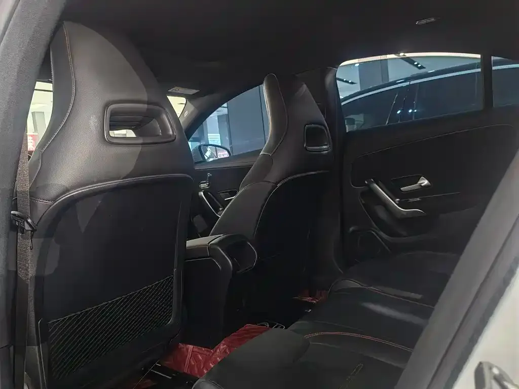 Mercedes-Benz CLA (Import) — фото 2