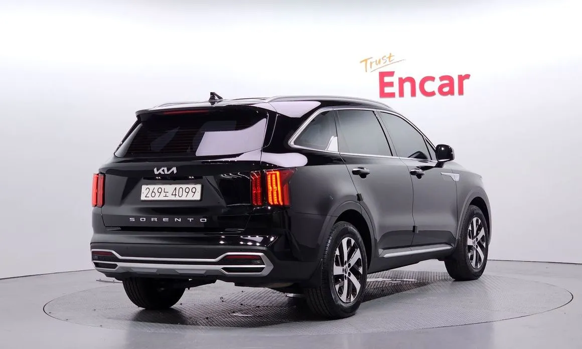 Kia Sorento — фото 3