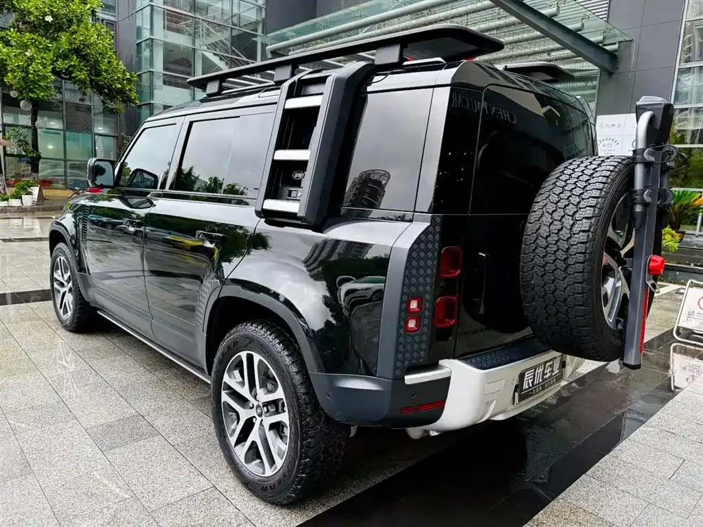 Land Rover Defender — фото 7