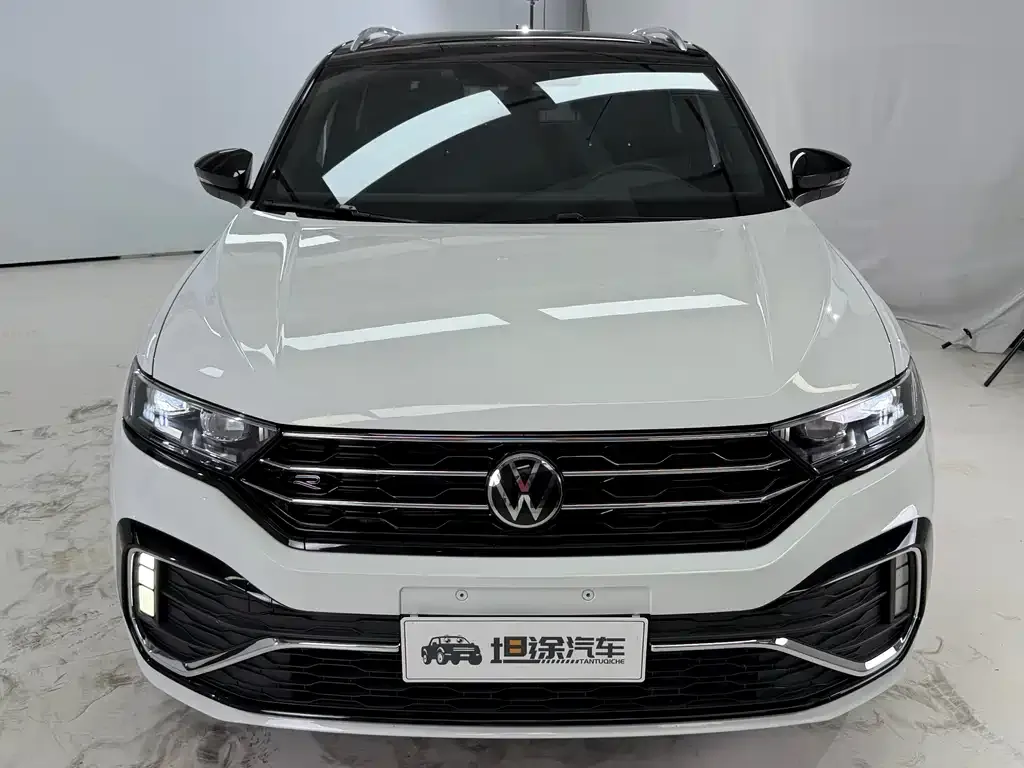 Volkswagen T-Roc — фото 5