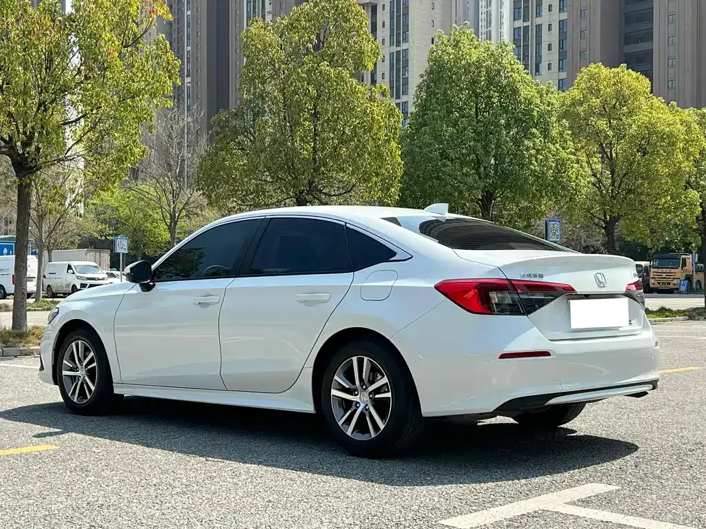 Honda Civic — фото 8