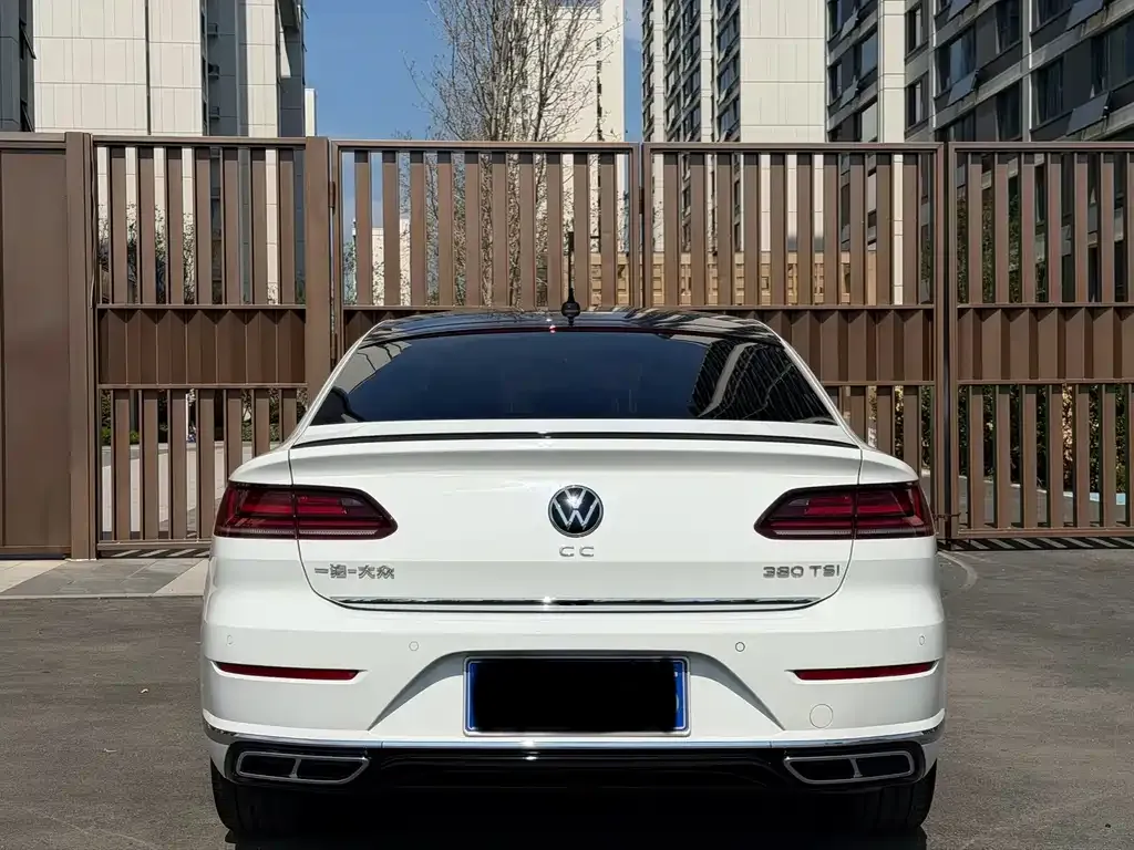Volkswagen CC — фото 4