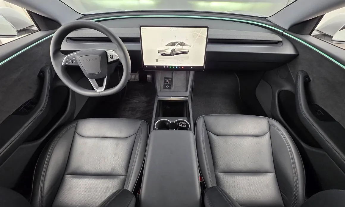 Tesla Model 3 — фото 10