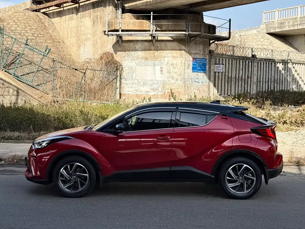 Toyota C-HR 2022 из CN, фото 10