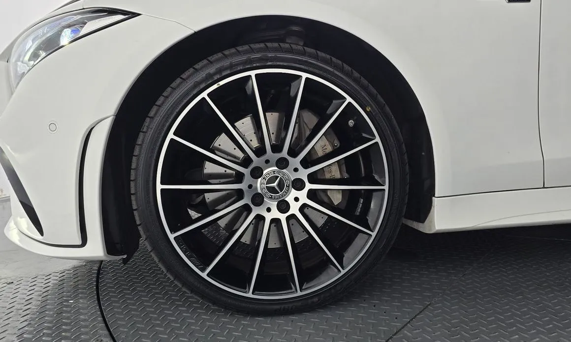 Mercedes-Benz CLS-Class — фото 10