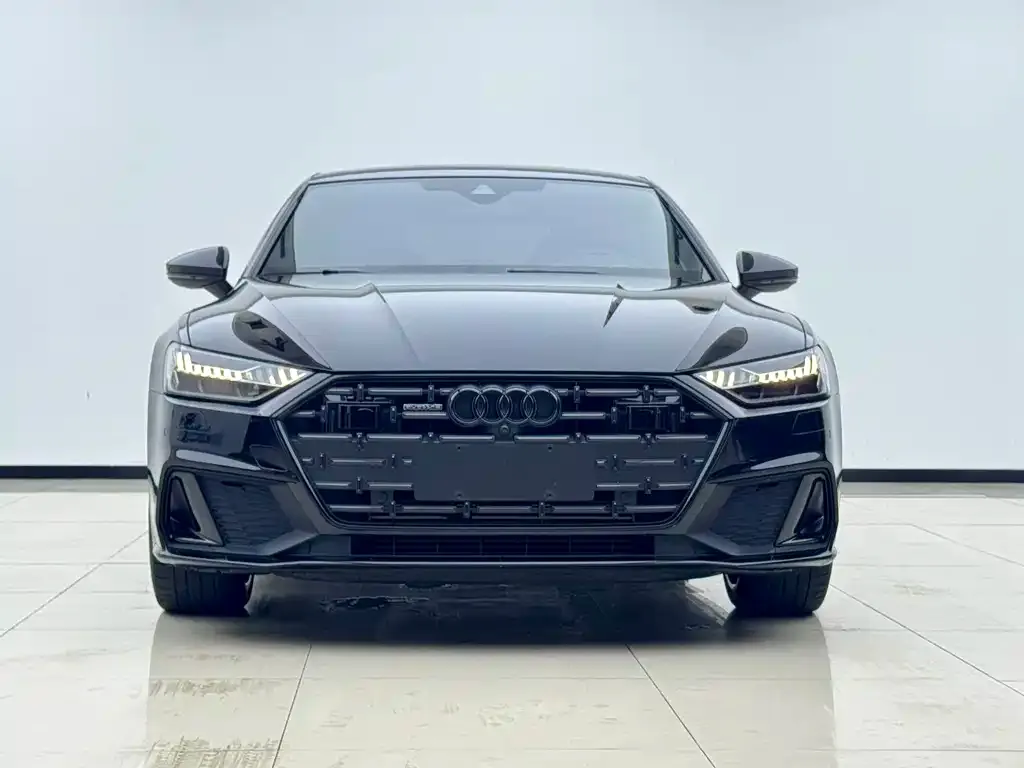 Audi A7L — фото 2