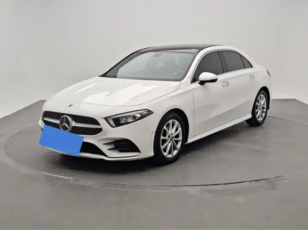 Mercedes-Benz A-Class — фото 1