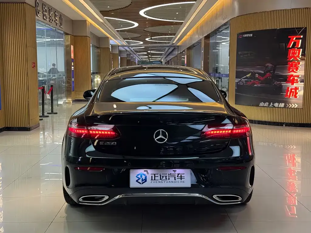 Mercedes-Benz E-Class (Import) — фото 9