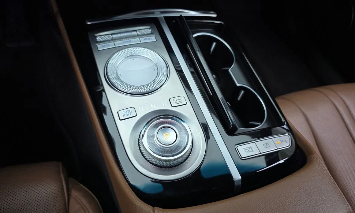 Genesis G80 — фото 9