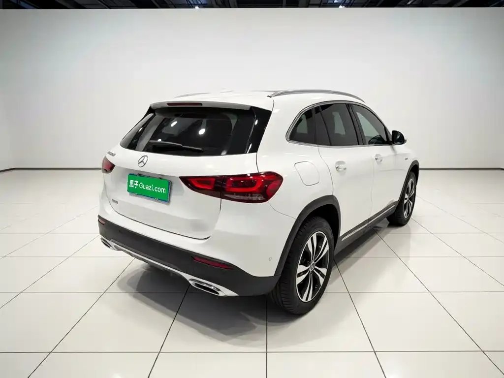 Mercedes-Benz GLA — фото 3
