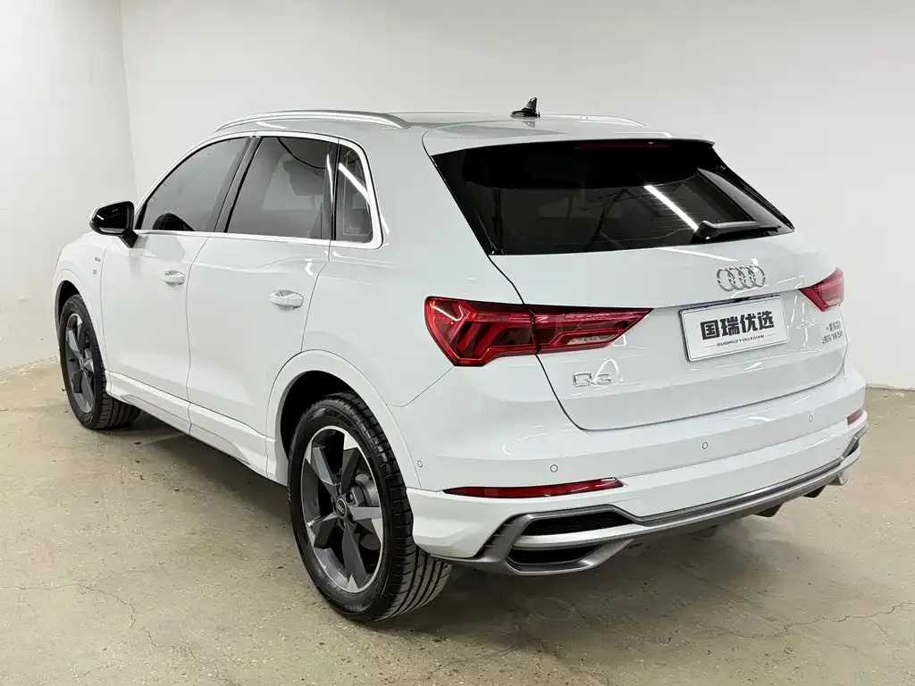 Audi Q3 — фото 7