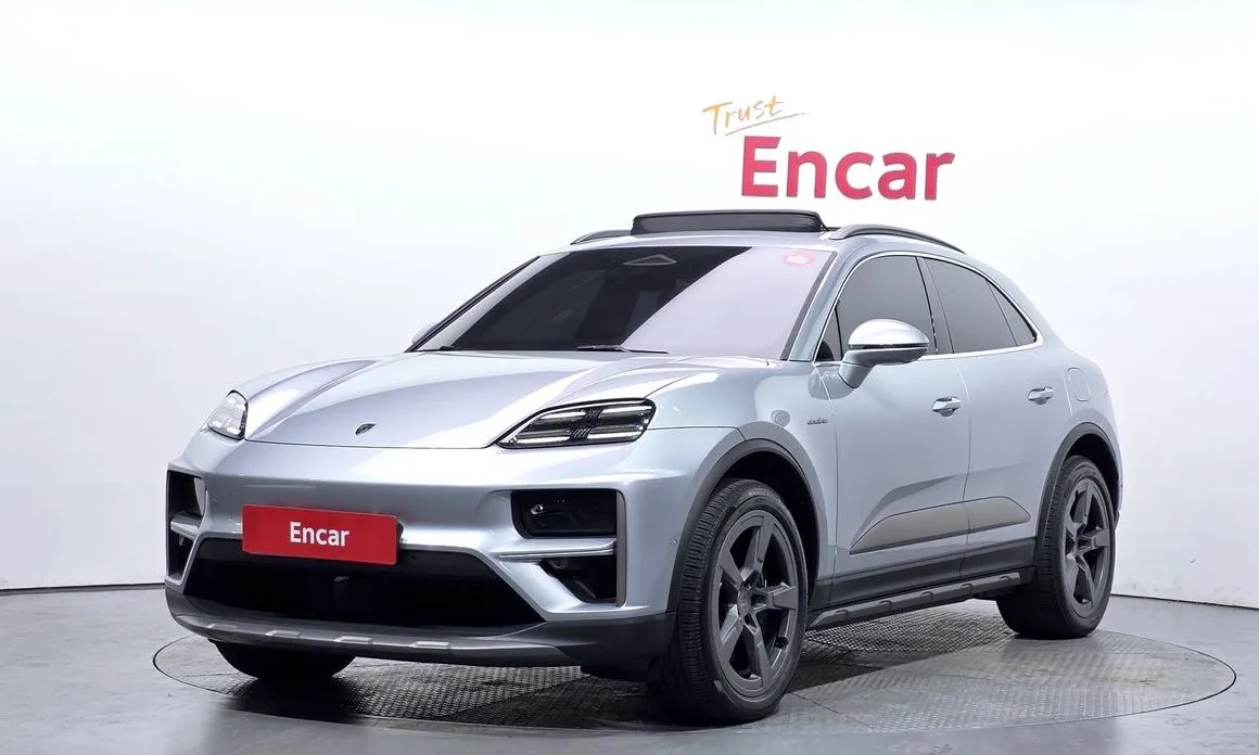 Porsche Macan — фото 1