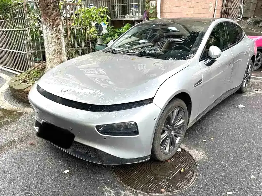 XPeng P7