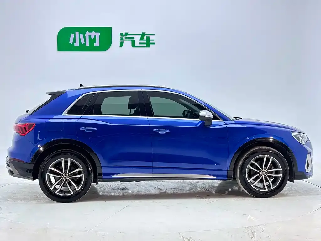 Audi Q3 — фото 8
