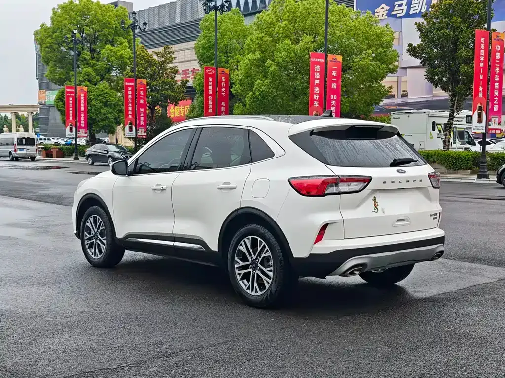 Ford Escape 2022 из CN, фото 5