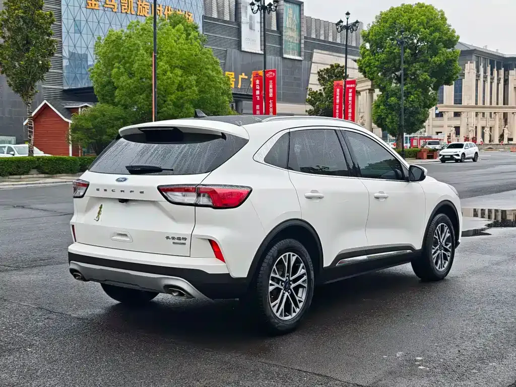 Ford Escape 2022 из CN, фото 6