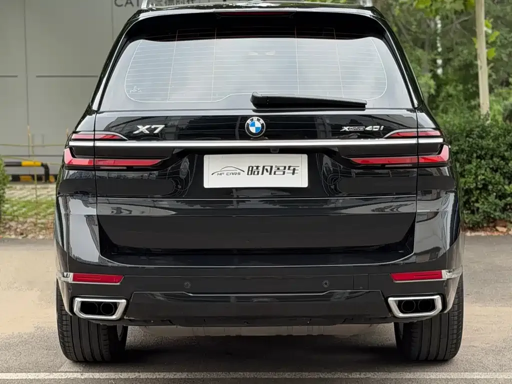 BMW X7 — фото 3