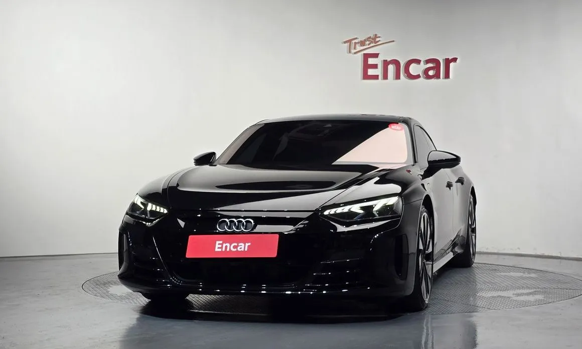 Audi e-tron GT — фото 5
