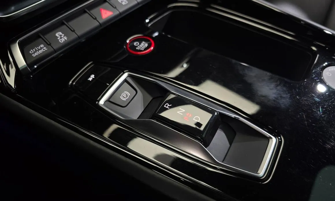 Audi e-tron GT — фото 9