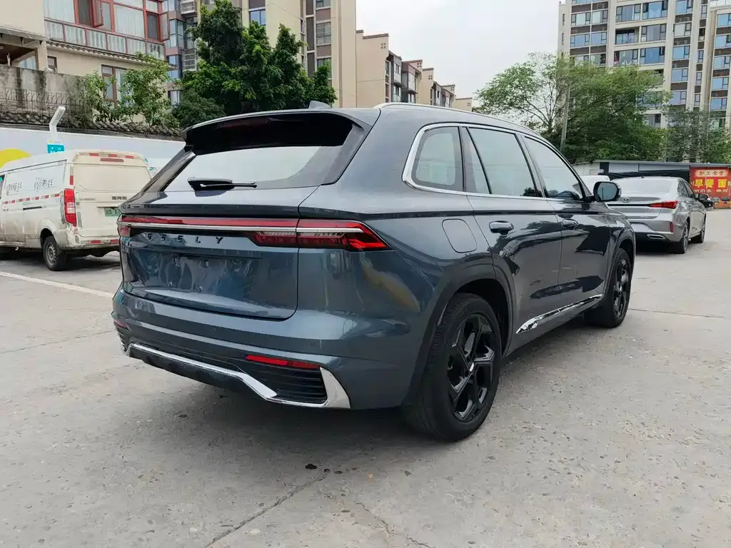 Geely Xingyue L — фото 6