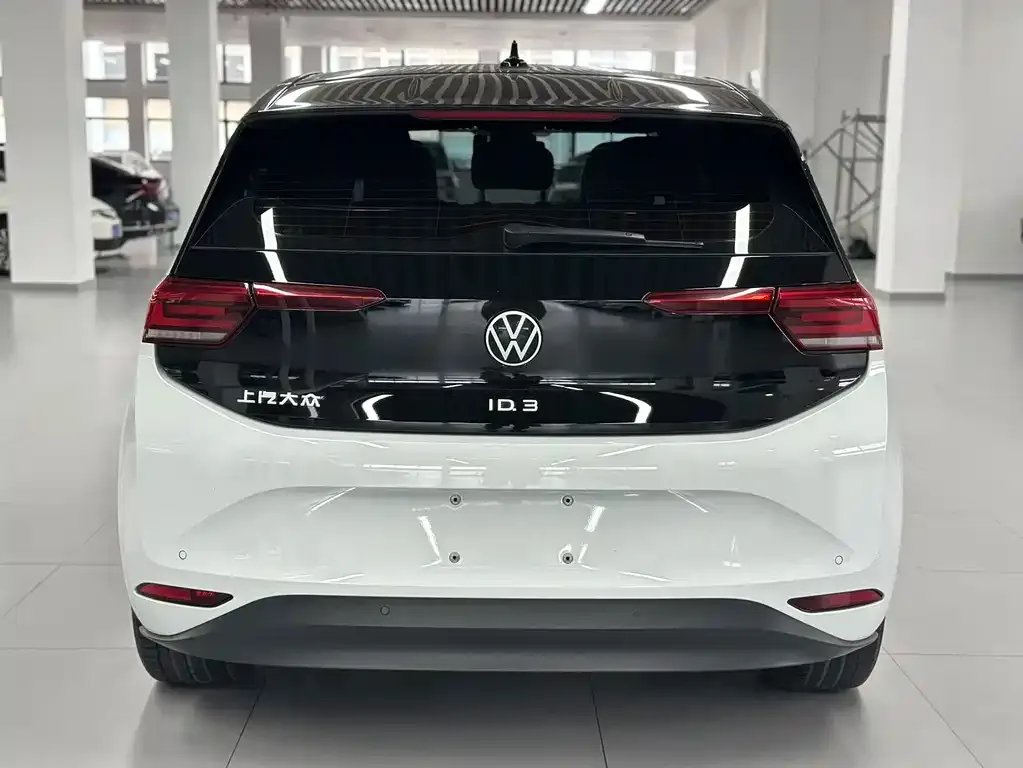 Volkswagen ID.3 — фото 4
