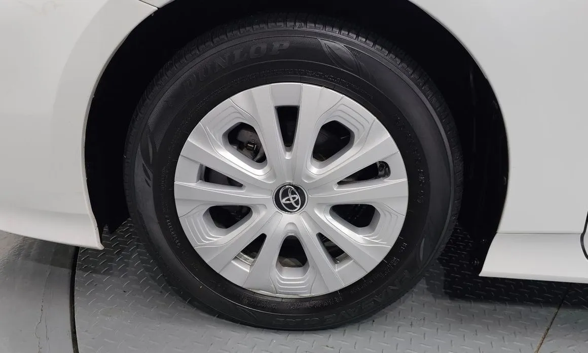 Toyota Prius 2022 из KR, фото 4