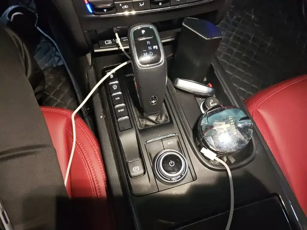 Maserati Ghibli — фото 7