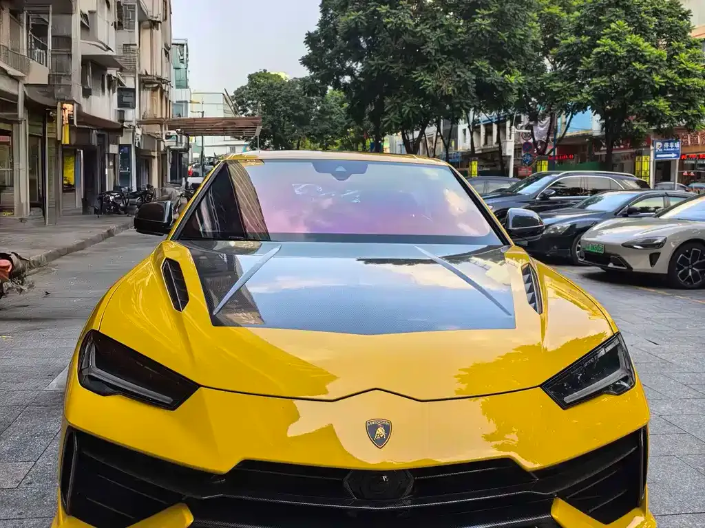 Lamborghini Urus — фото 2