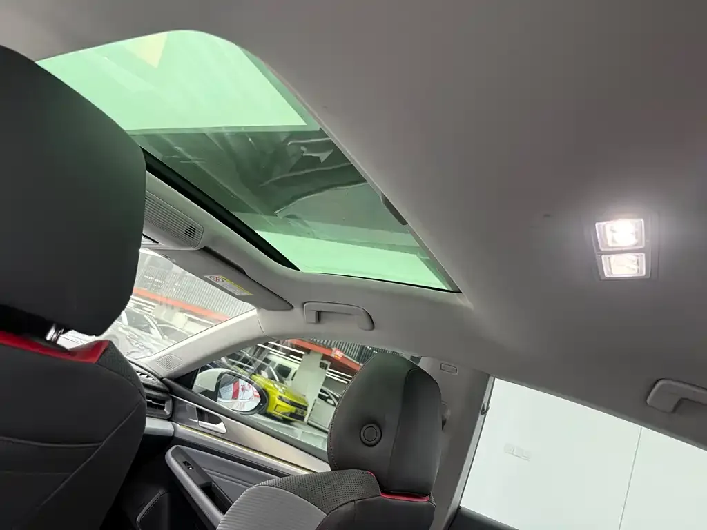 Volkswagen Lamando 2023 из CN, фото 4