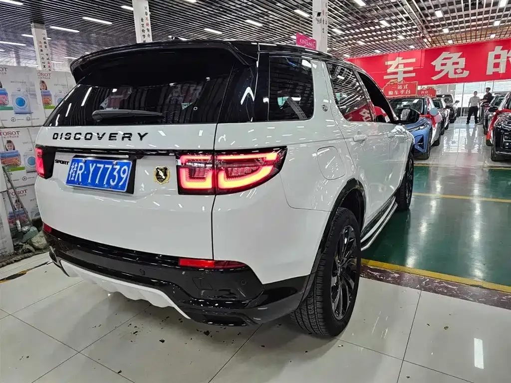 Land Rover Discovery Sport — фото 10