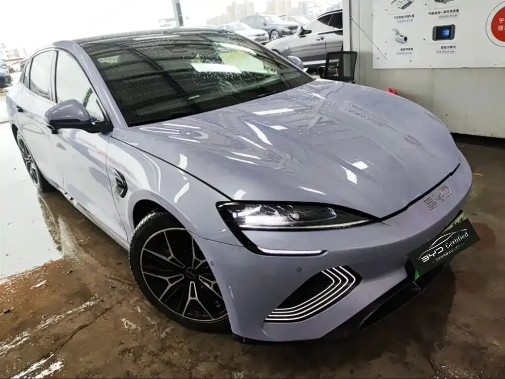 BYD Seal — фото 9