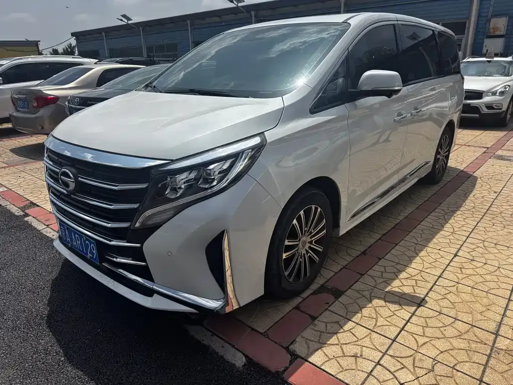 GAC Motor Trumpchi M8 — фото 1