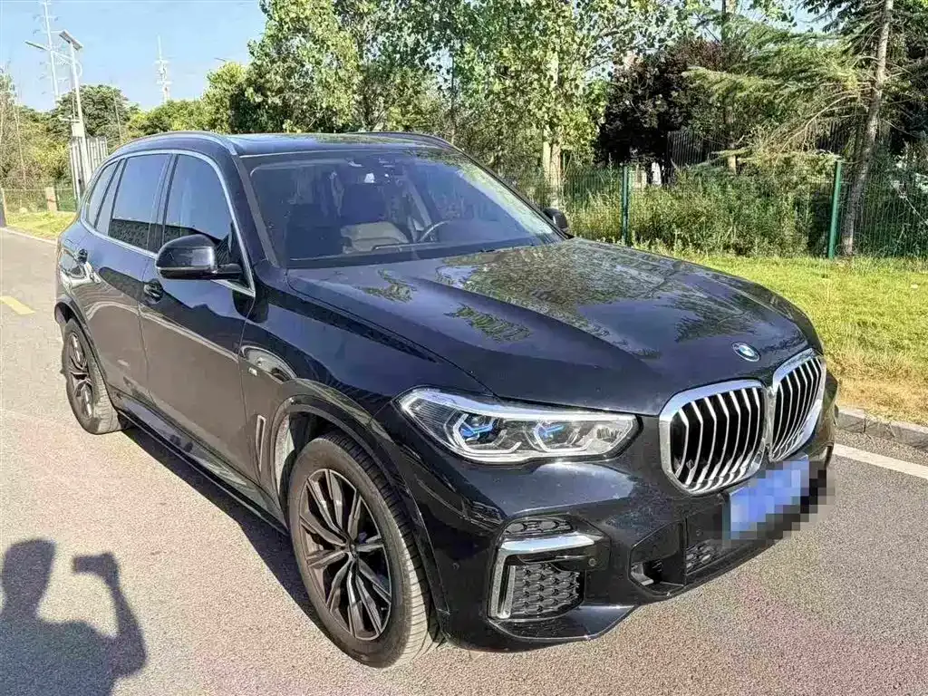 BMW X5 — фото 6