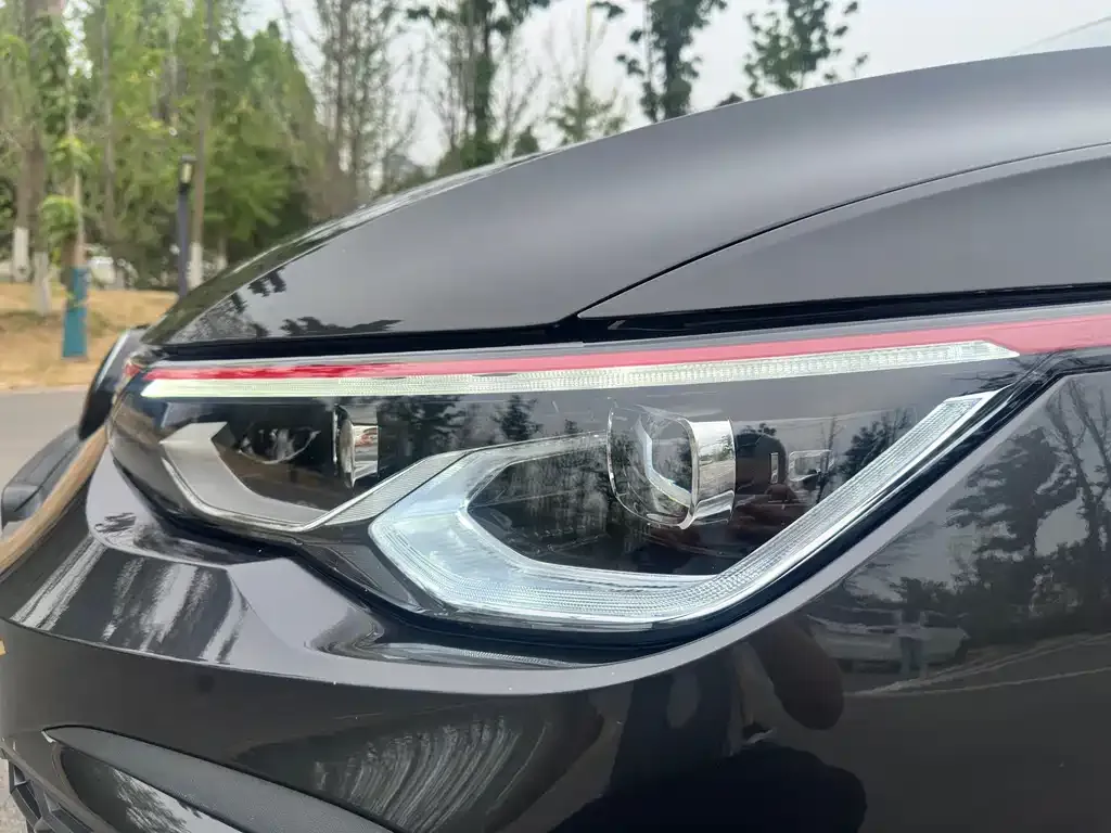 Volkswagen Golf GTI — фото 4